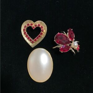 Vintage Bundle of 3 Gold,Red,& Pearl Brooches- EUC